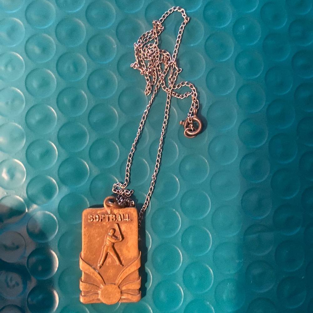 Antique (1950’s) Jostens softball pendant.. - Picture 1 of 4